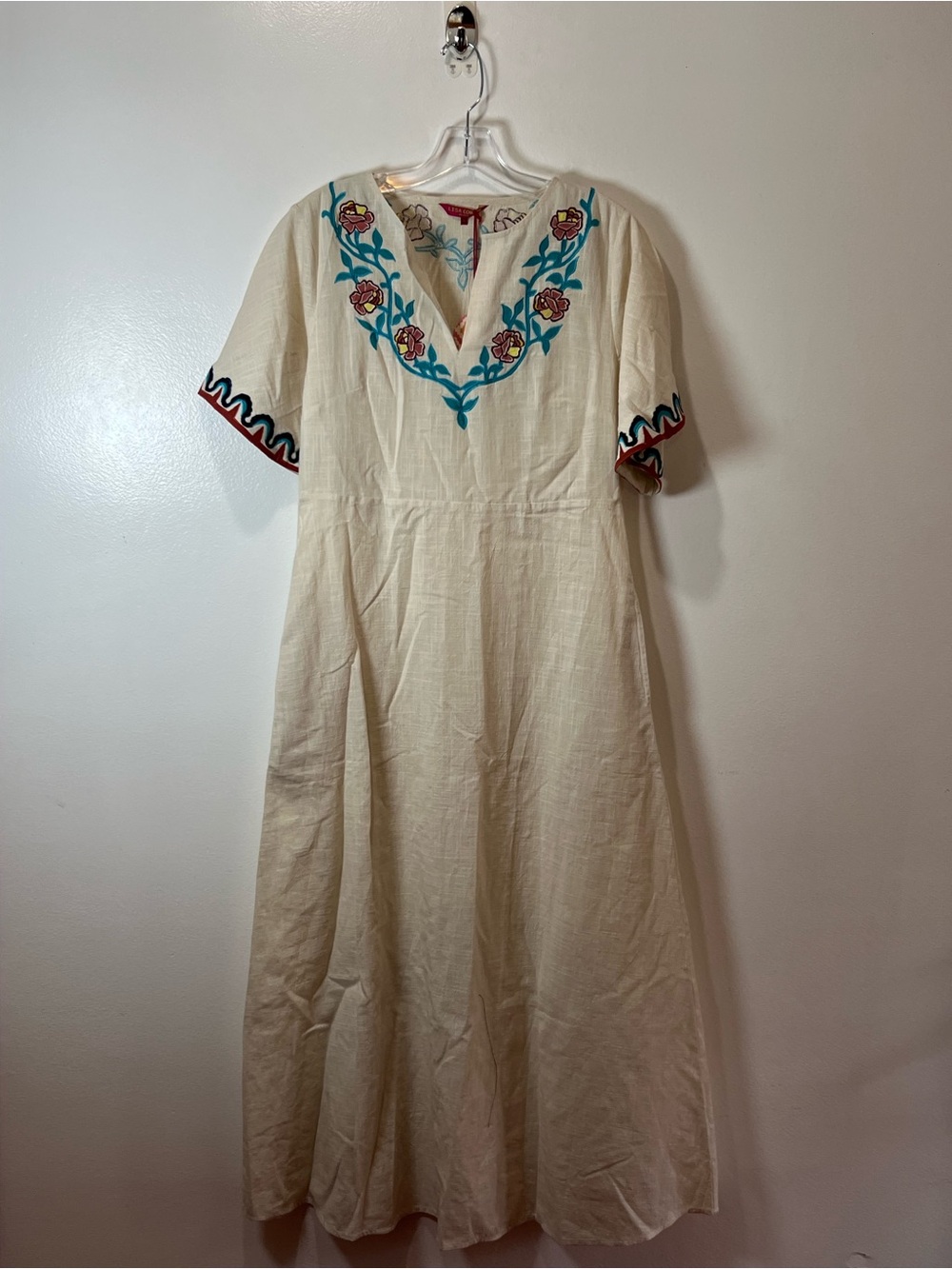 Lisa Corti Milano 100% Cotton Cream Embroidered V-Neck Maxi Dress
